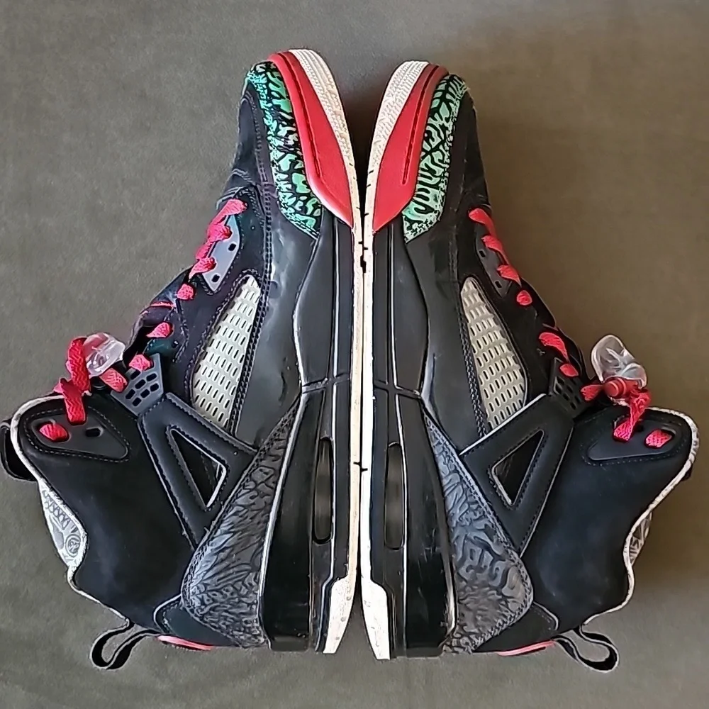 JORDAN SPIZIKE Black Varsity Red Classic Green 2017 Size 13